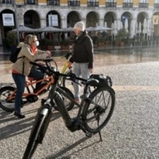 À bicyclette de nombreux circuits urbains (1)
